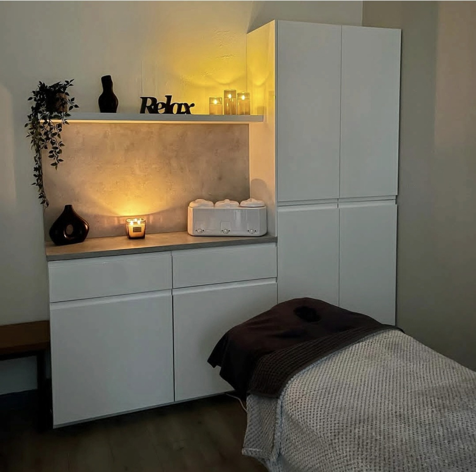 CMW salon
